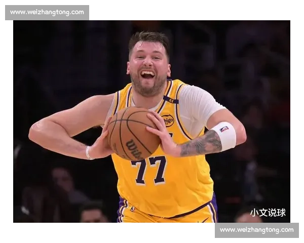 🔥东契奇惊现魔鬼瘦身!球衣号码从 077 缩水成 7,球迷惊呼认不出!🔥